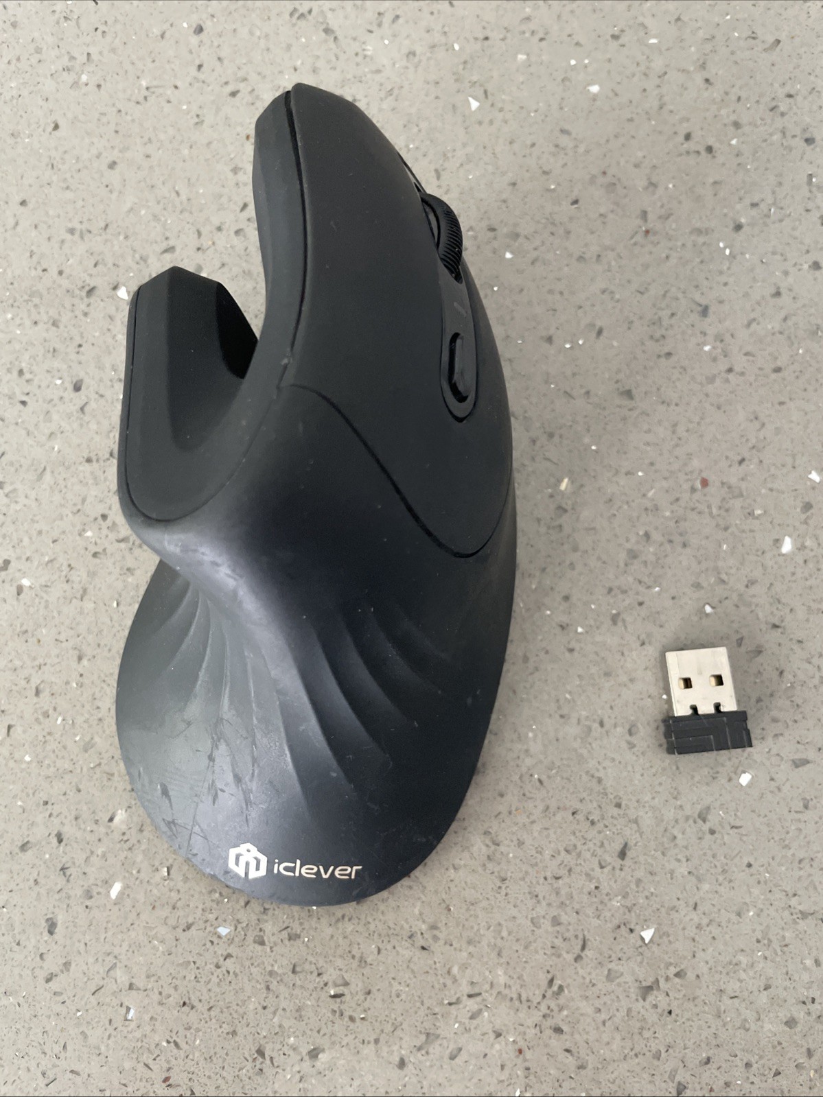 iClever Ergonomic Vertical Mouse TM209G With USB Dongle TESTED WORKING