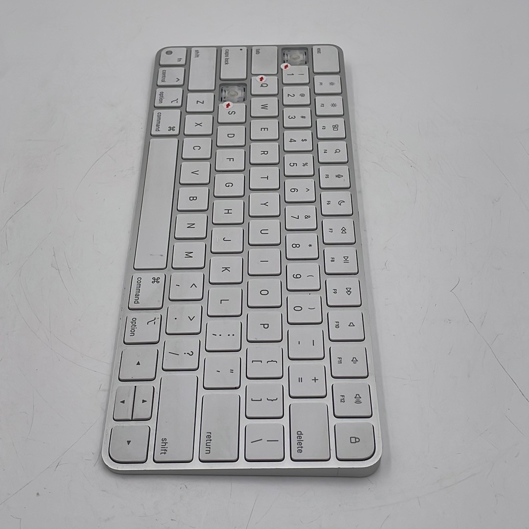 Apple Magic Keyboard Wireless Bluetooth Rechargeable A2450 White - READ