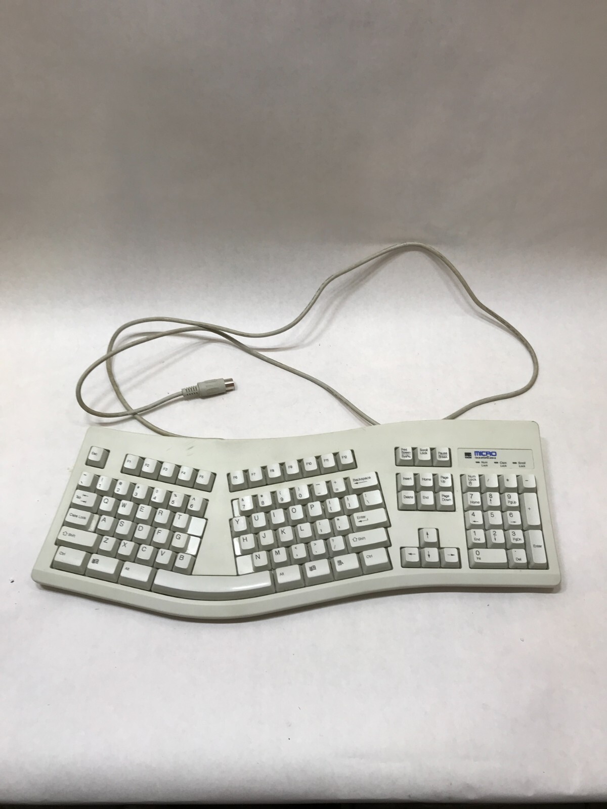 Micro Innovations AT Keyboard KB-7903 Ergonomic 5pin DIN Connector UNTESTED - DW