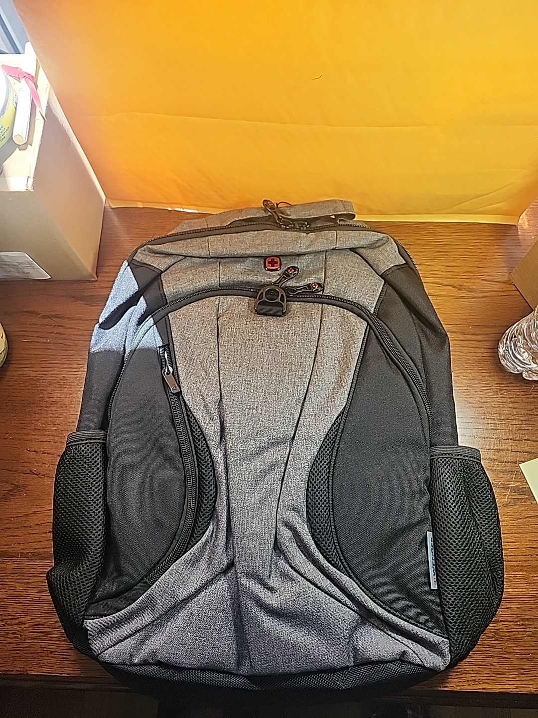 Wenger Mercury 16" Laptop Backpack. Heather/Black. New