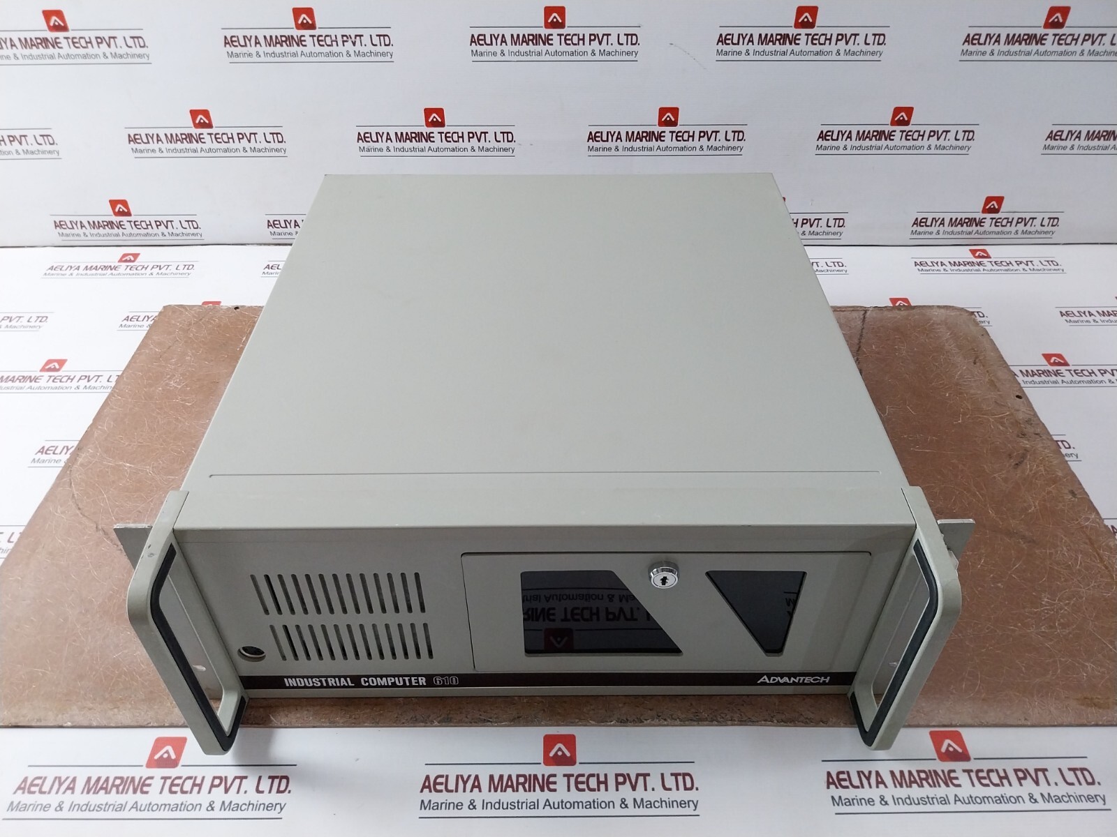 ADVANTECH IPC-610P/260 Industrial Computer CPU 100-120V 200-240V