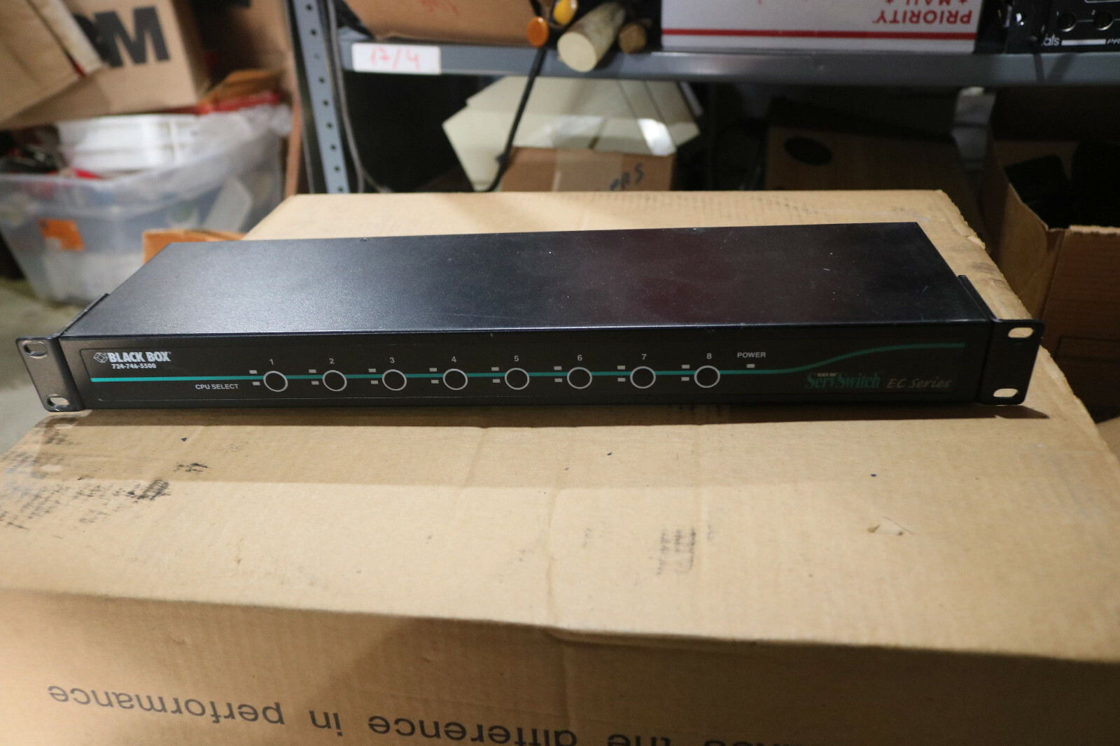 Black Box KV9008A KVM Switch for PS/2 Servers and Consoles 8-Port
