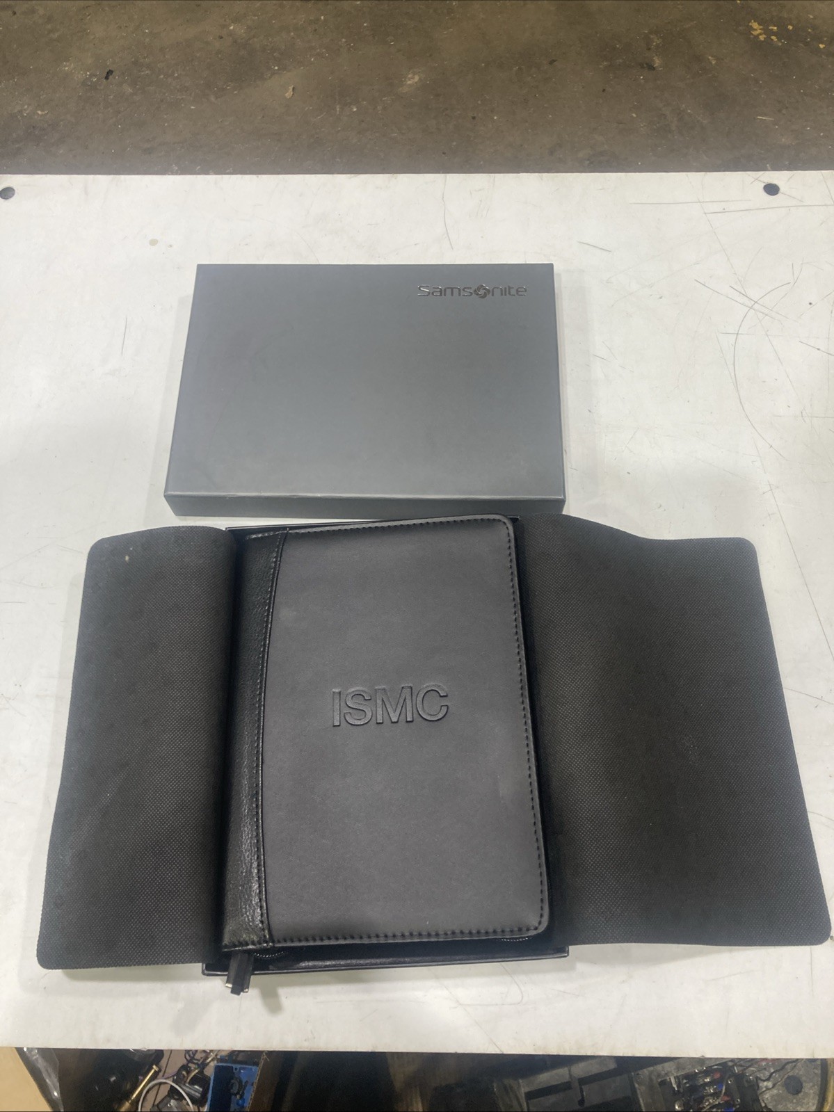 Black Samsonite Bi-Fold Writing Note Pad Perry Leather Junior Padfolio