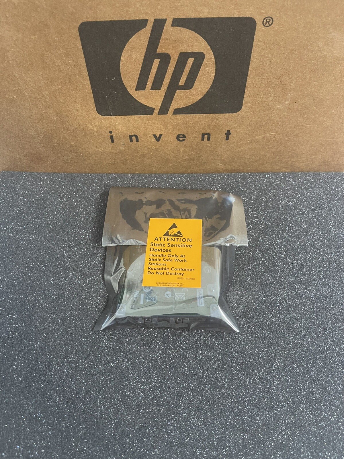 HP 684218-B21 665241-001 ETHERNET 10GB 2-PORT 560FLR -SFP+ ADAPTER 669281-001