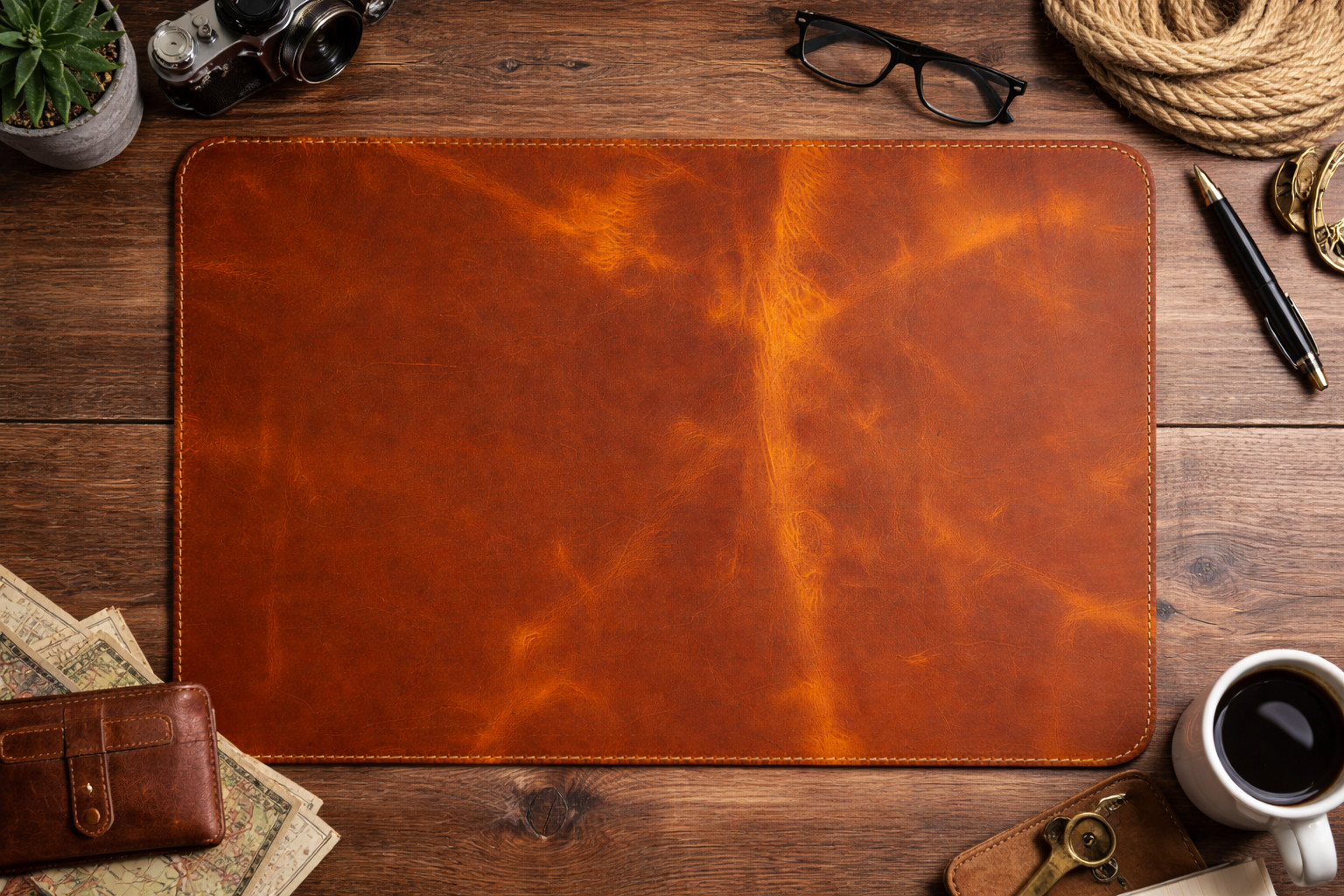 Leather Mouse Pad – Desk Mat for Office & Gaming Smooth Tracking & Non-Slip