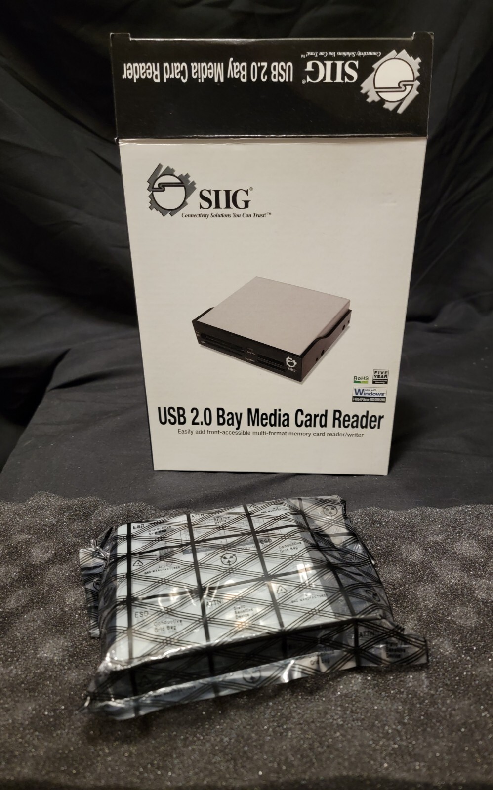 SIIG All-In-One Universal Hi-Speed USB 2.0 Card Reader W/ Cables JU-MR0112-S1