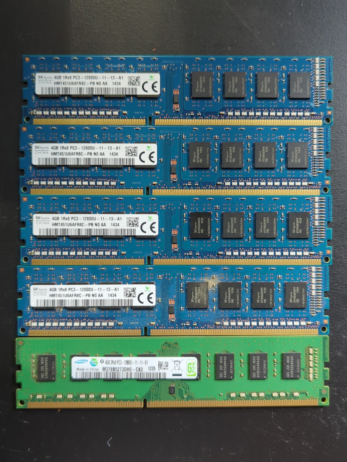 SK Hynix 4GB 1Rx8 PC3-12800U-11-13-A1 HMT451U6DFR8C-PB (20 GB total read desc)