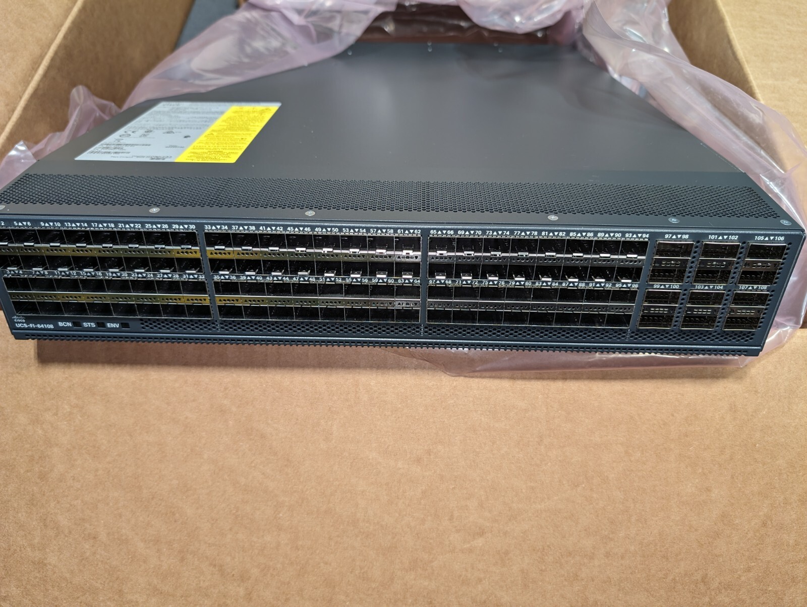 Cisco UCS-FI-64108 108-Port SFP28/QSFP28 Fabric Interconnect Made in 2022