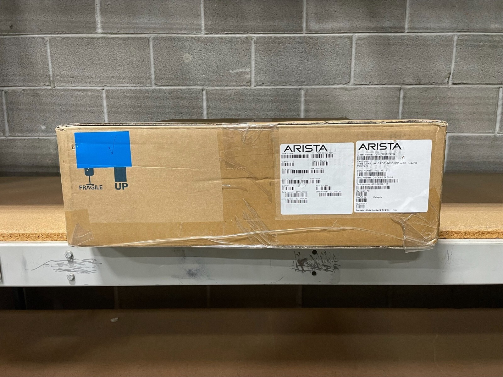 NEW Arista CCS-720XP-24Y6-F 24 x 10/100M-1G PoE 6 x 25G SFP Switch Single AC PSU