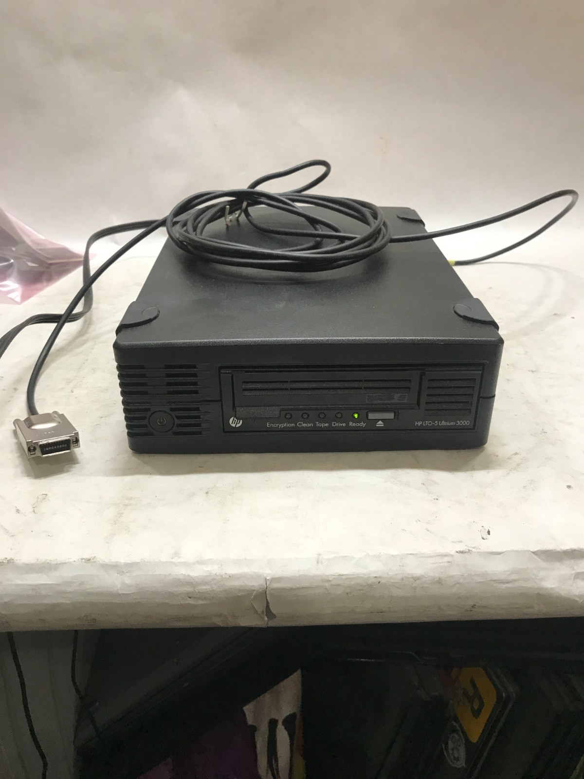 HP EH958B LTO5 Ultrium 3000 SAS External Tape Drive 693417-001 - DW
