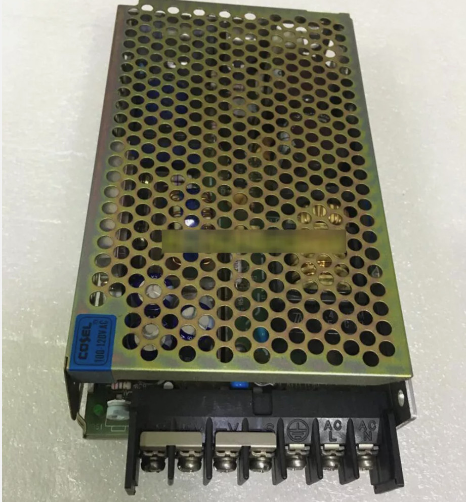 1PCS For COSEL R100U-12 12V 8.5A AC100-120V switching power supply @106