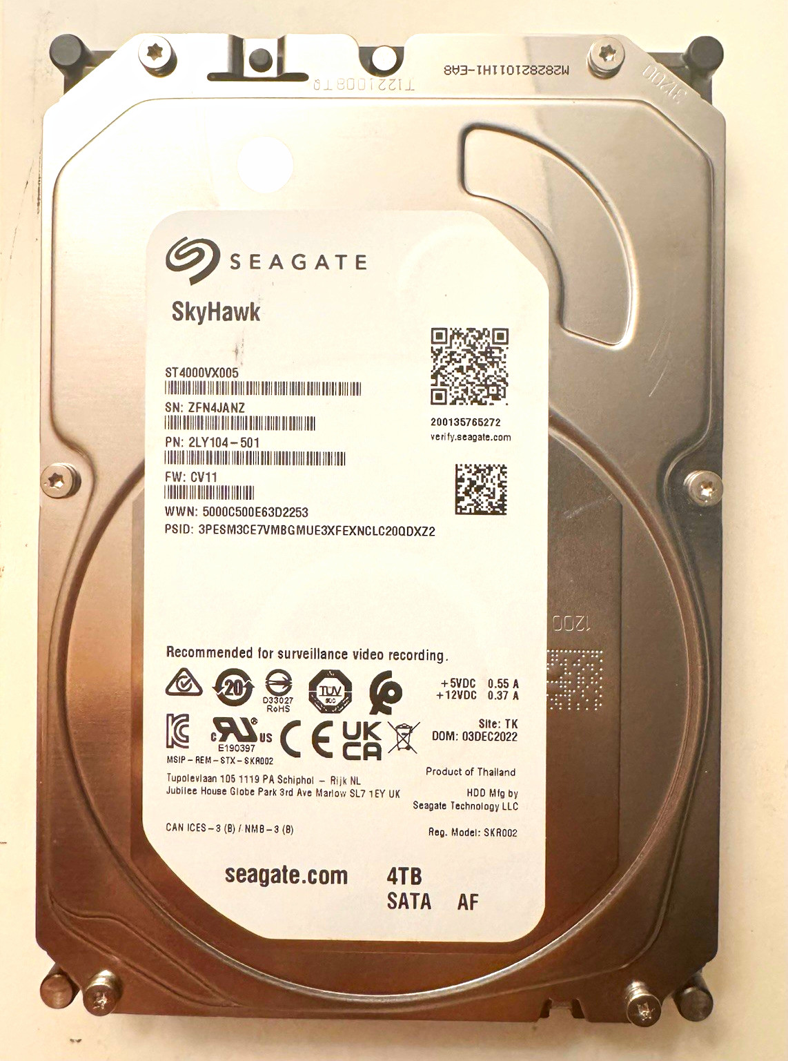 Seagate SkyHawk ST4000VX005 4TB 3.5" SATA Internal HDD 5425RPM
