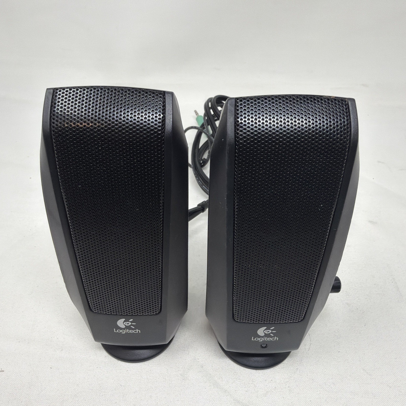 Logitech S120 - 4.4 Watt - 2.0 Stereo Speakers S-120 Black For PC and Mac