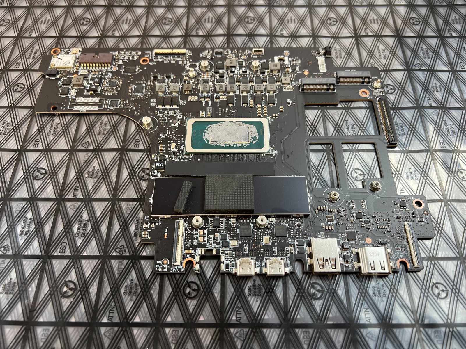 MSI Prestige 16 AI Evo B1MG Motherboard Core Ultra 7 155H 32GB RAM MS-15A11