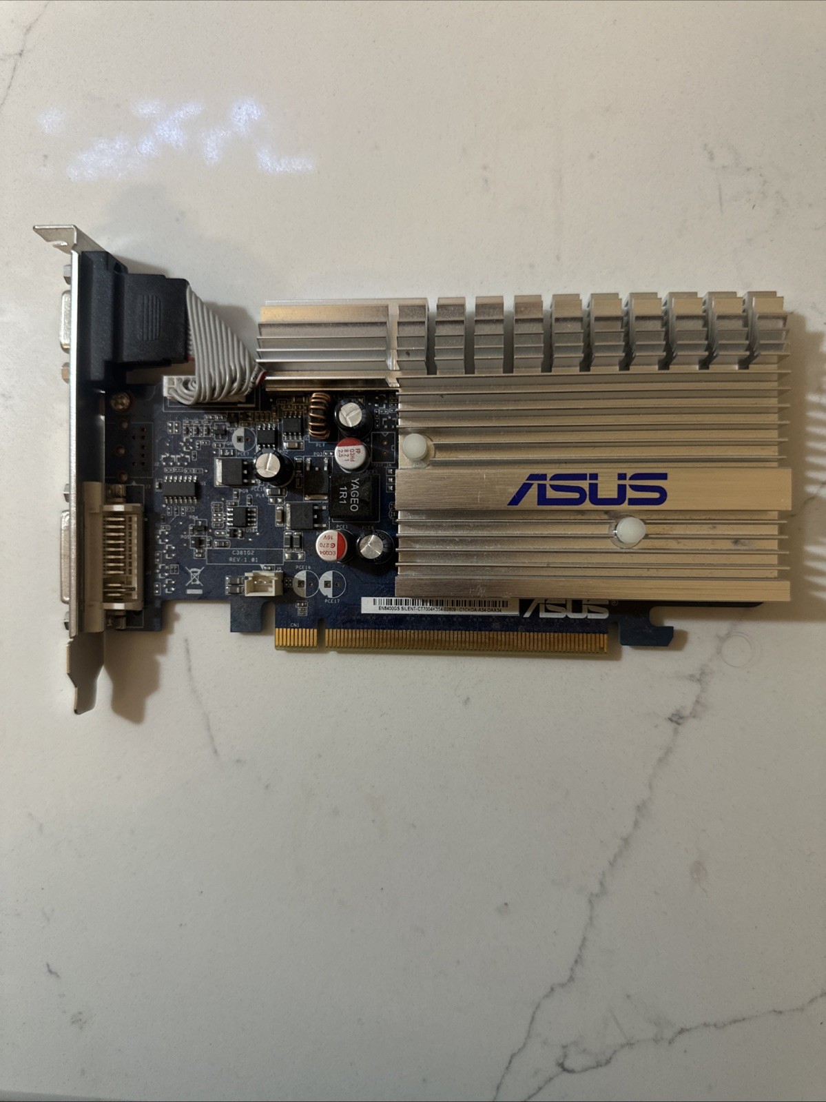 Vintage ASUS NVIDIA GeForce 8400 GS 512MB PCI-E Video Card CIB Boxed EN8400GS 