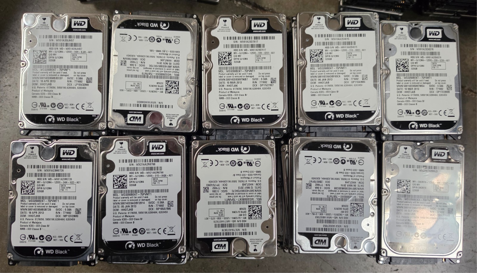 Lot of 10 Western Digital 320GB WD3200BEKT 7200RPM SATA 2.5" Laptop Hard Drive