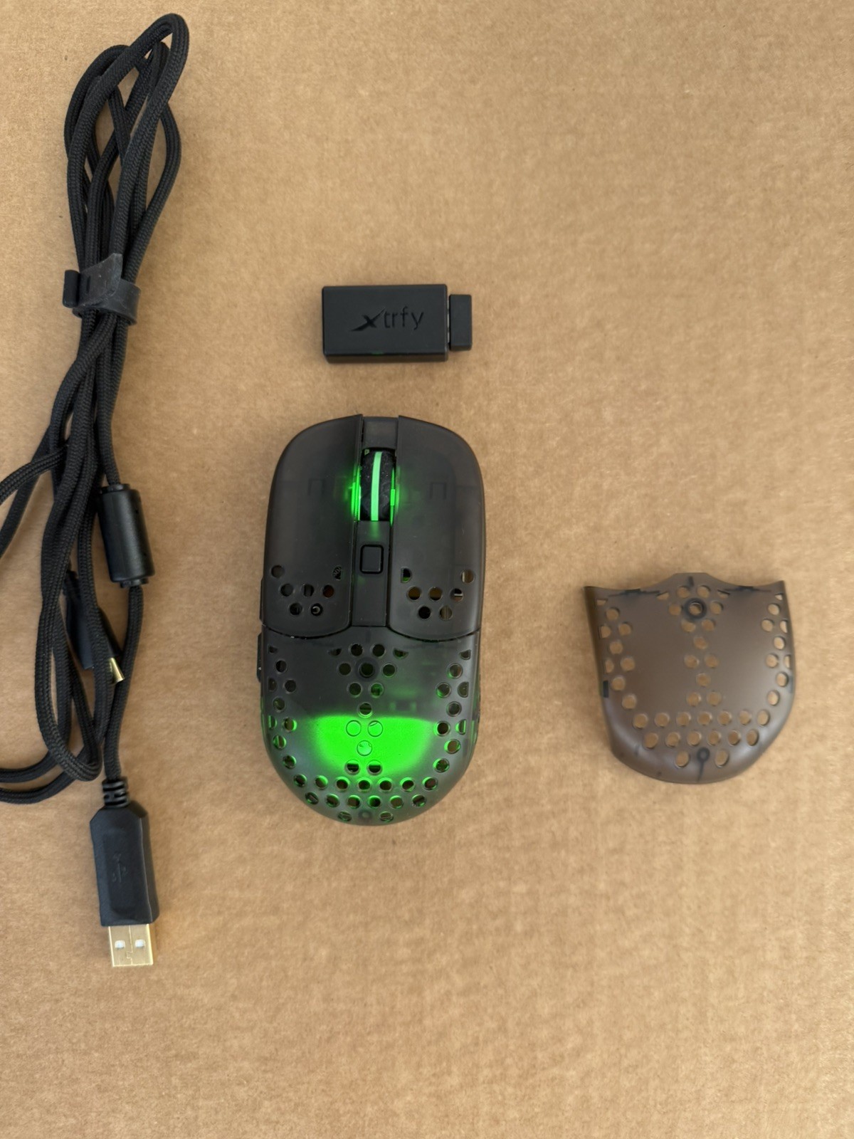 Xtrfy MZ1 Wireless Ultra-Light Gaming Mouse RGB LED 2.4GHz Adjustable Size