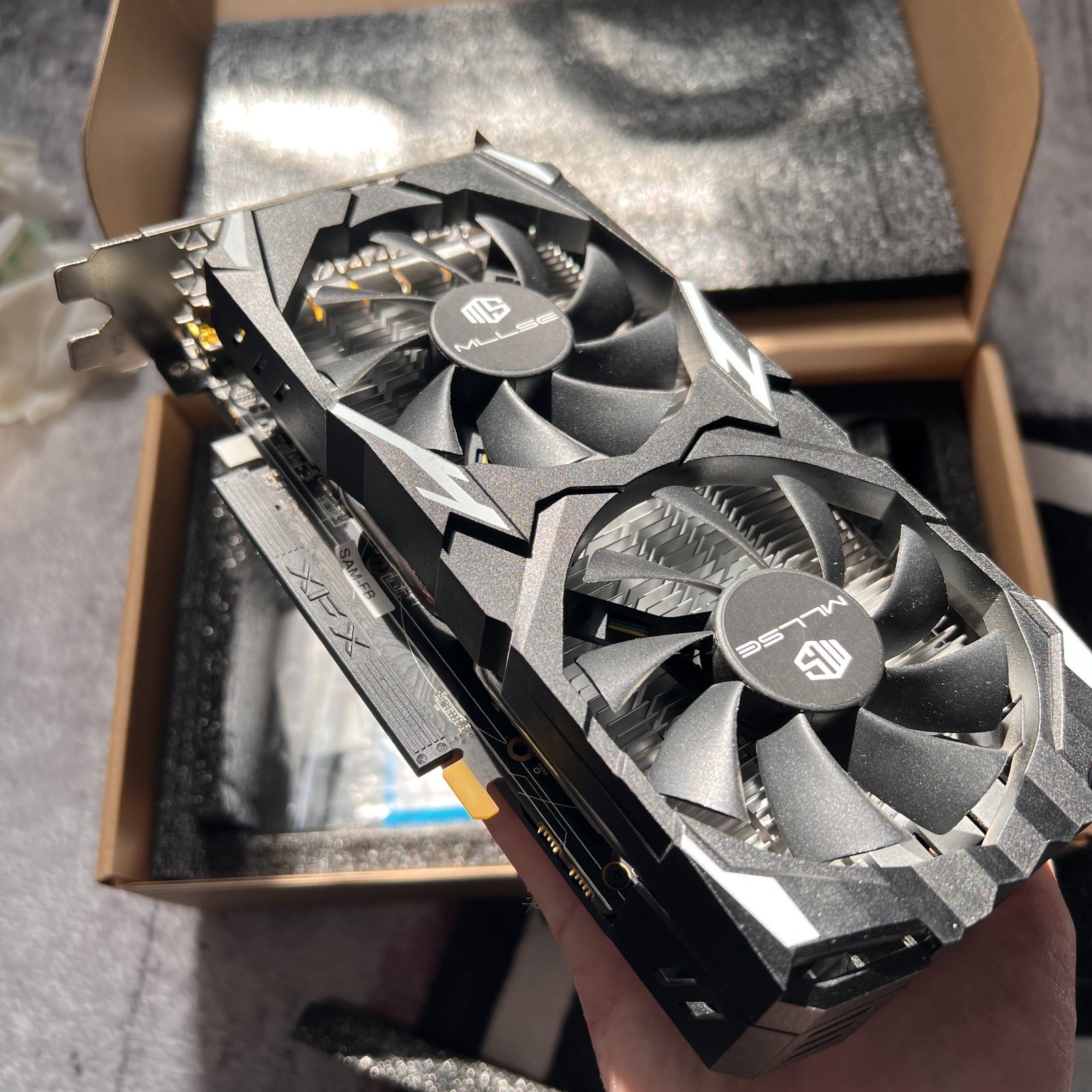 Radeon RX 580 8GB GDDR5 2048SP 256Bit PCI-E 3.0 GPU Graphics Card Gaming PC AMD