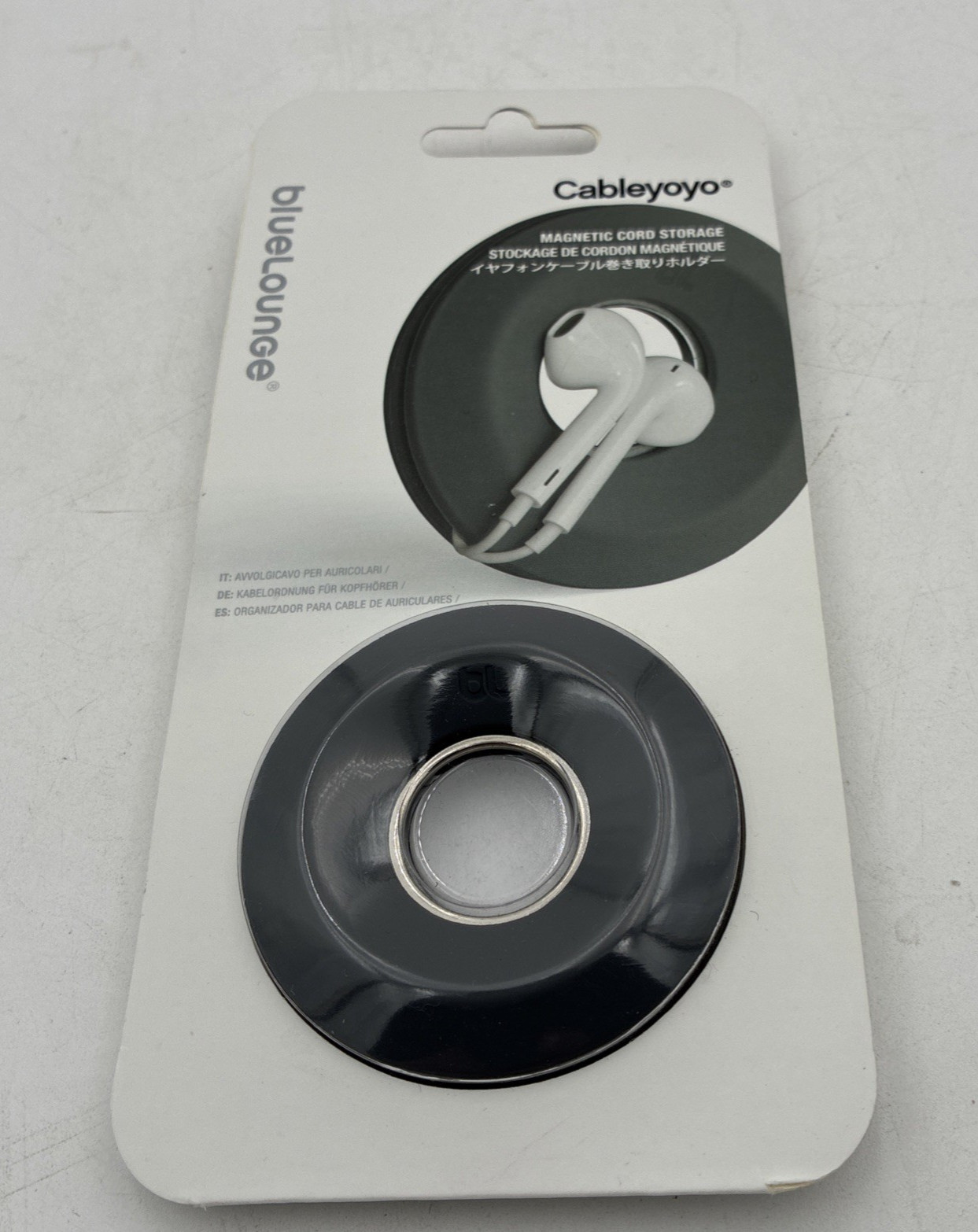 BLUELOUNGE CableYoYo Magnetic Cord/earbud storage-NEW- grey Silicone case