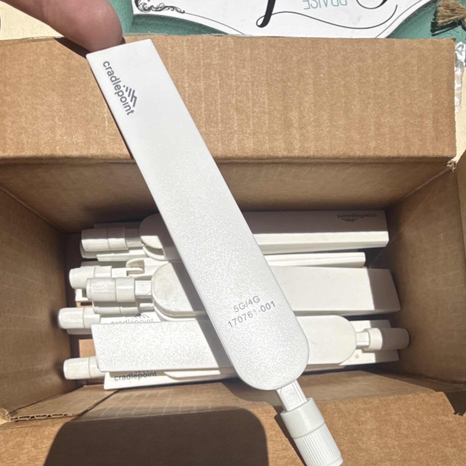 Cradlepoint 170761-001 Antenna 5G/4G 5 GHz Wireless White 1200 Mbps