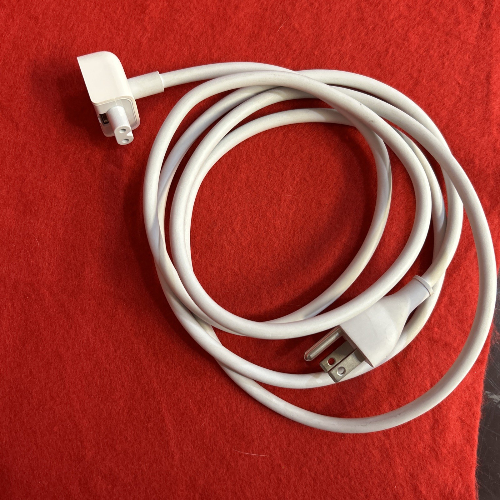 Genuine Apple Volex APC7H  2.5A 125V 6' AC Power Cord MacBook Lead Cable