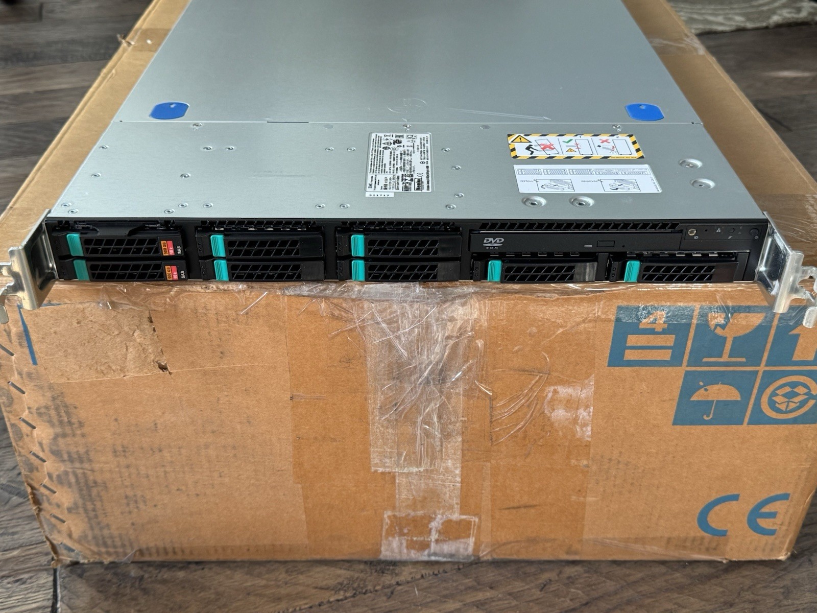 EMC KYBFP SERVER INTEL XEON E5-2620 CPU 2.00GHz S2600GZ 16GB RAM, 2x 900GB HDD