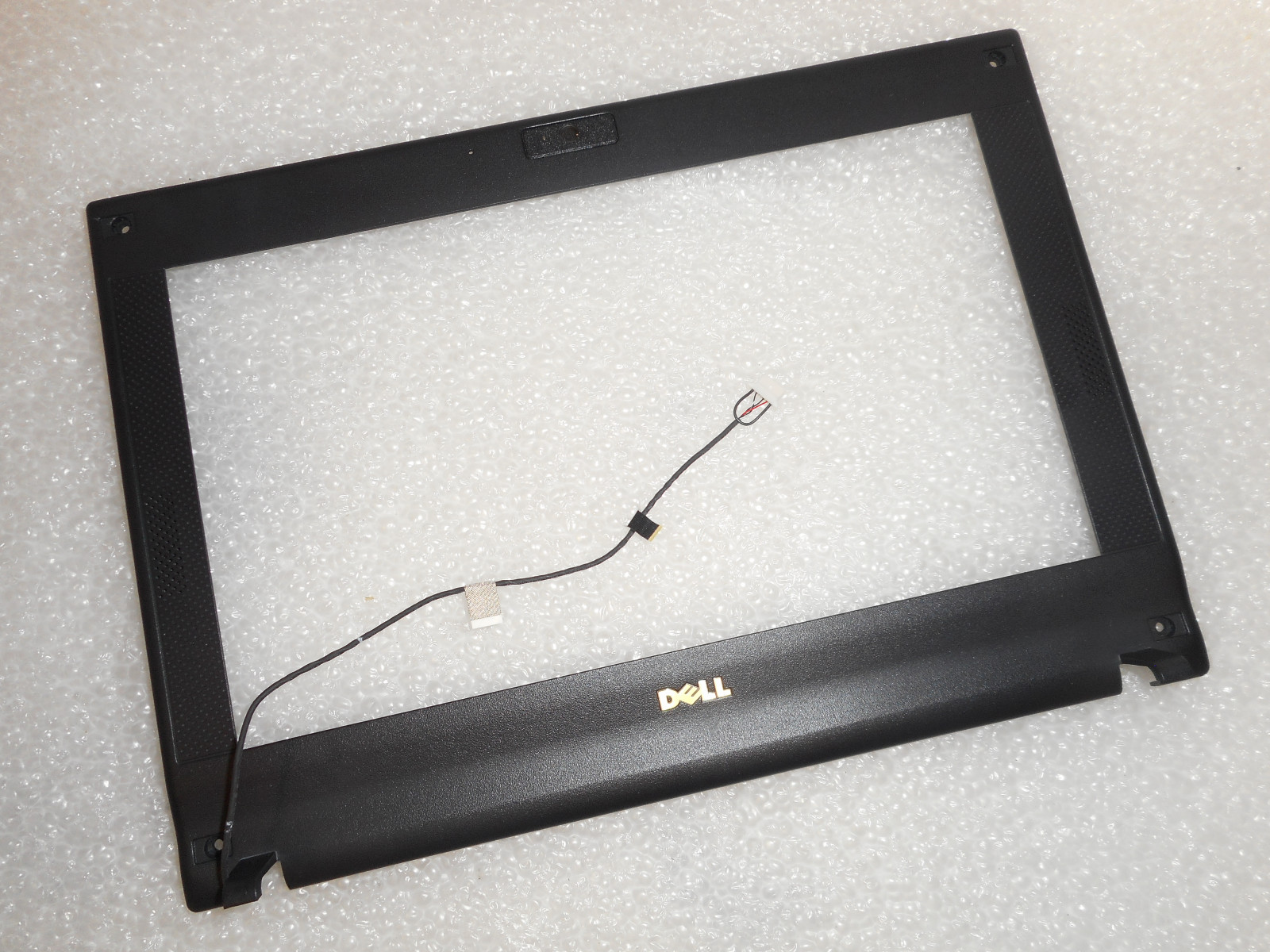 TNC64 GENUINE Dell Latitude 2120 LCD Front Bezel 10.1 EAZM2006010 0TNC64
