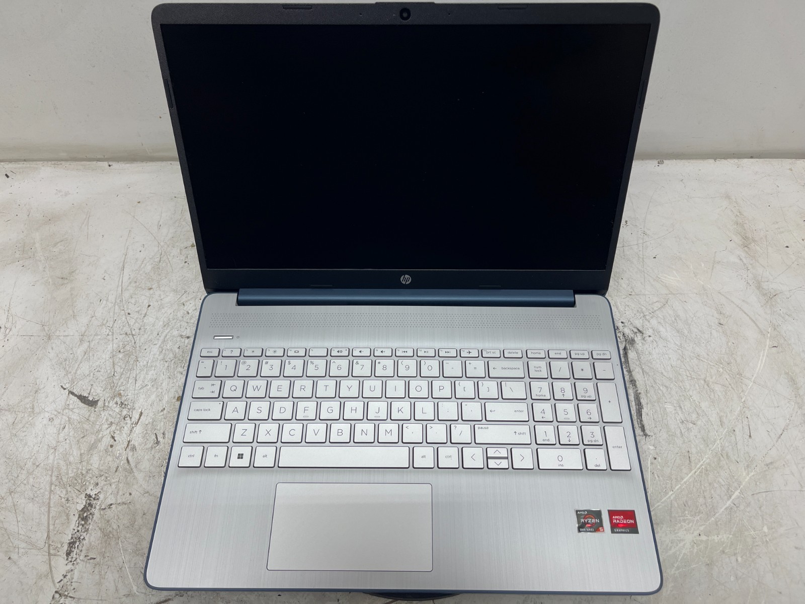 HP 15-ef2729wm AMD Ryzen 5 5500U 2.1GHz 16GB 512GB SSD Windows 11