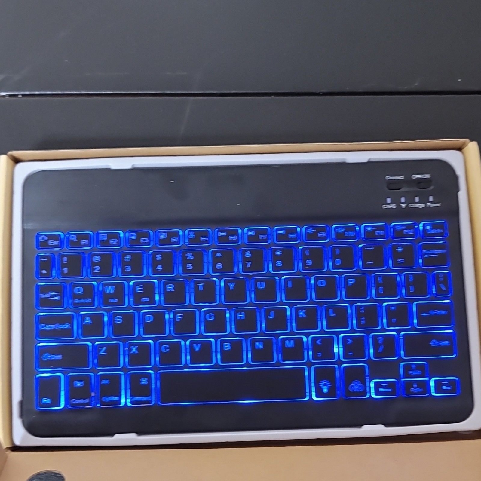 Nanxin HB-030 Bluetooth Wireless Illuminated Compact Keyboard Black QWERTY EN