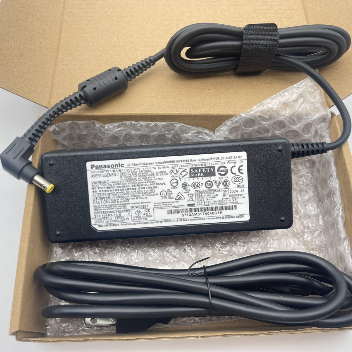 NEW Genuine 110W CF-AA5713A M2 Charger For Panasonic Toughbook CF-31 CF-52 CF-53