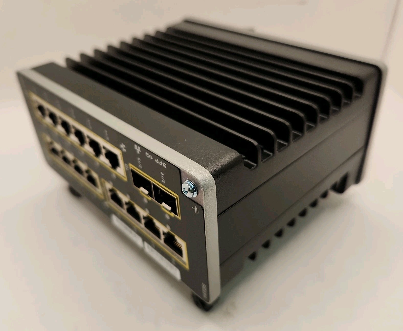 NEW Cisco IEM-3300-14T2S Industrial Ethernet Switche