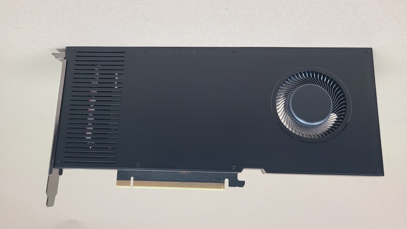 NVIDIA RTX A4000 PG190 16GB GDDR6 GPU Graphics Card PN: 900-5G190-2700-003