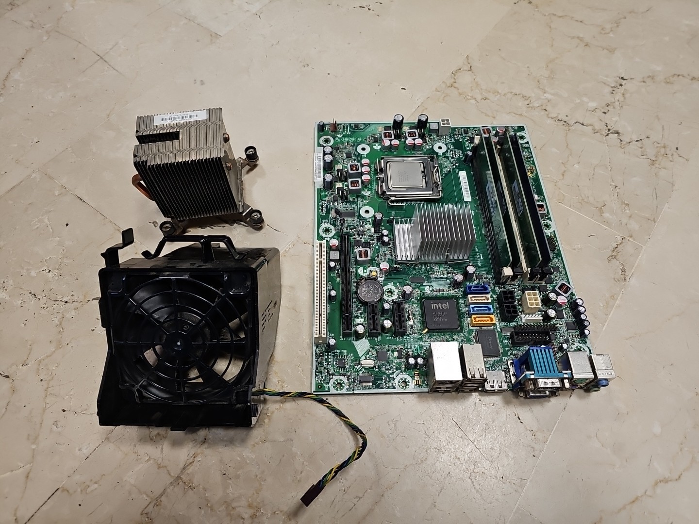 HP 531965-001 503363-000 503362-001 HP 6000 Pro Mother Board + E6600 CPU + RAM