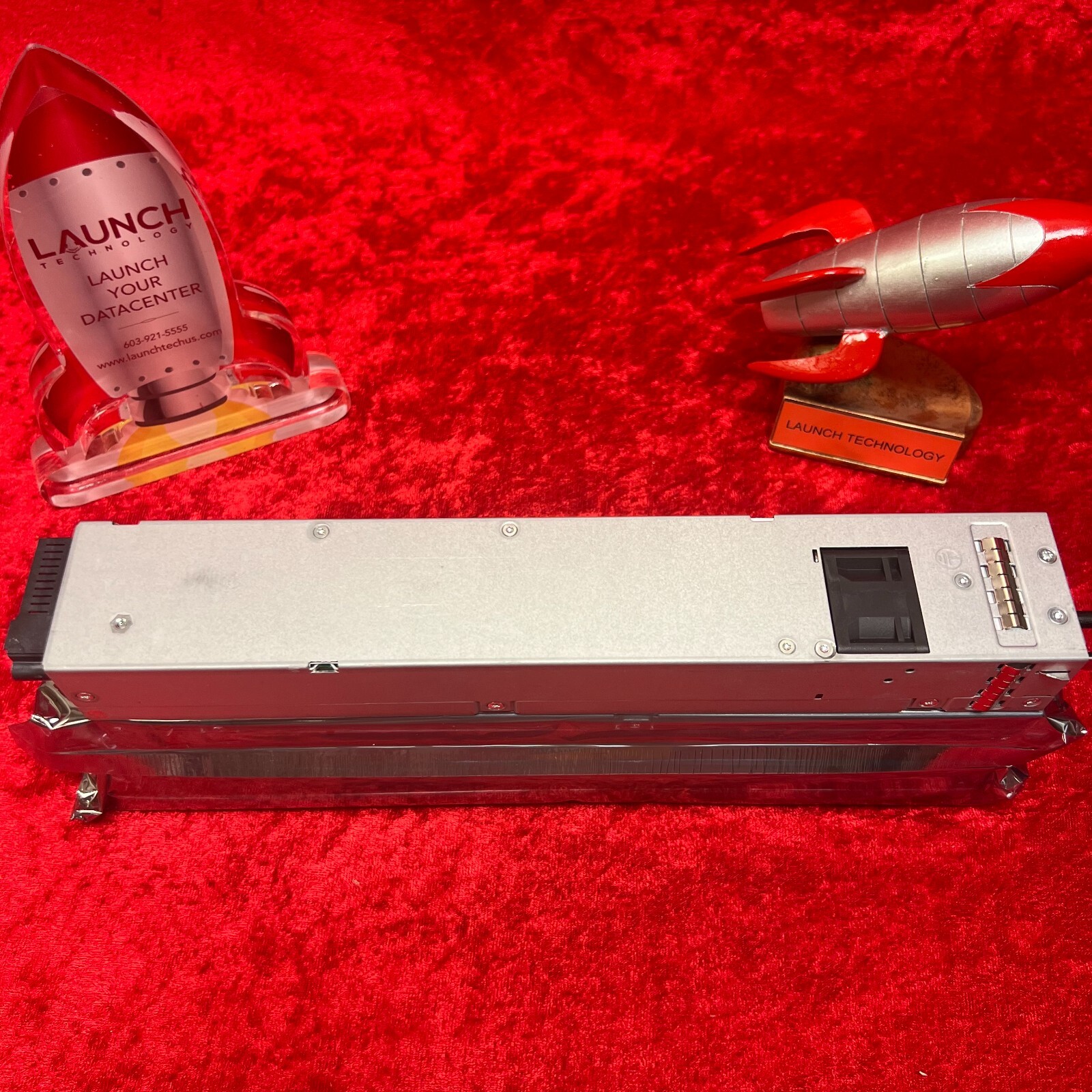 P11290-B21 HPE EL8000 1500W 264VAC PS Kit P11771-001