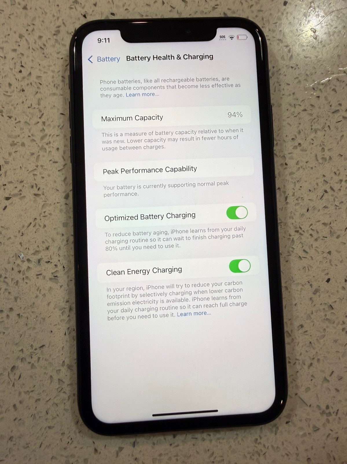 Apple Iphone XR Model: MT302LL/A 64GB Black Capacity Unlocked Black Tested