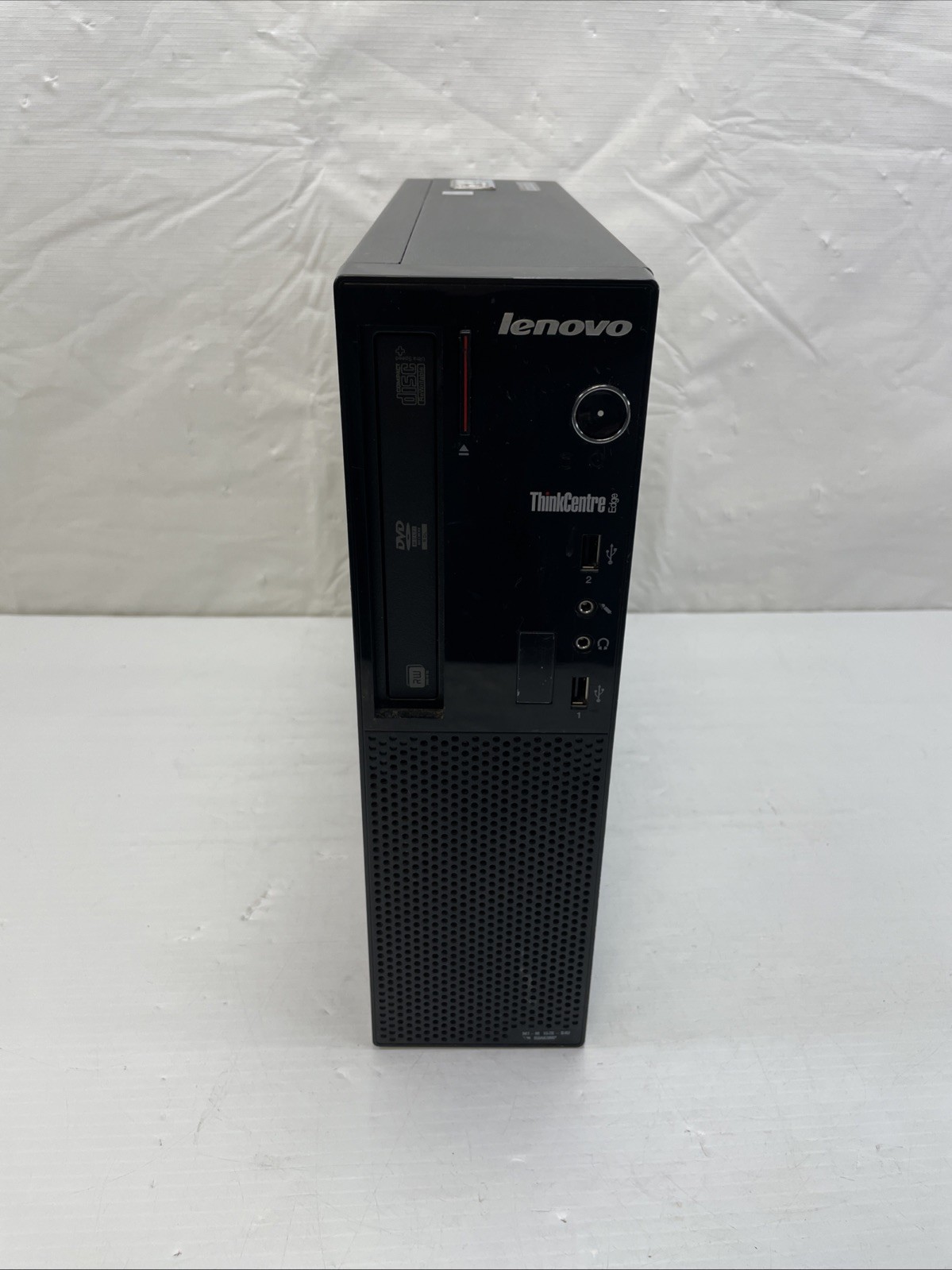Lenovo Thinkcentre Edge 71 i3 4 GB Ram 320 GB Hard drive Windows 10P