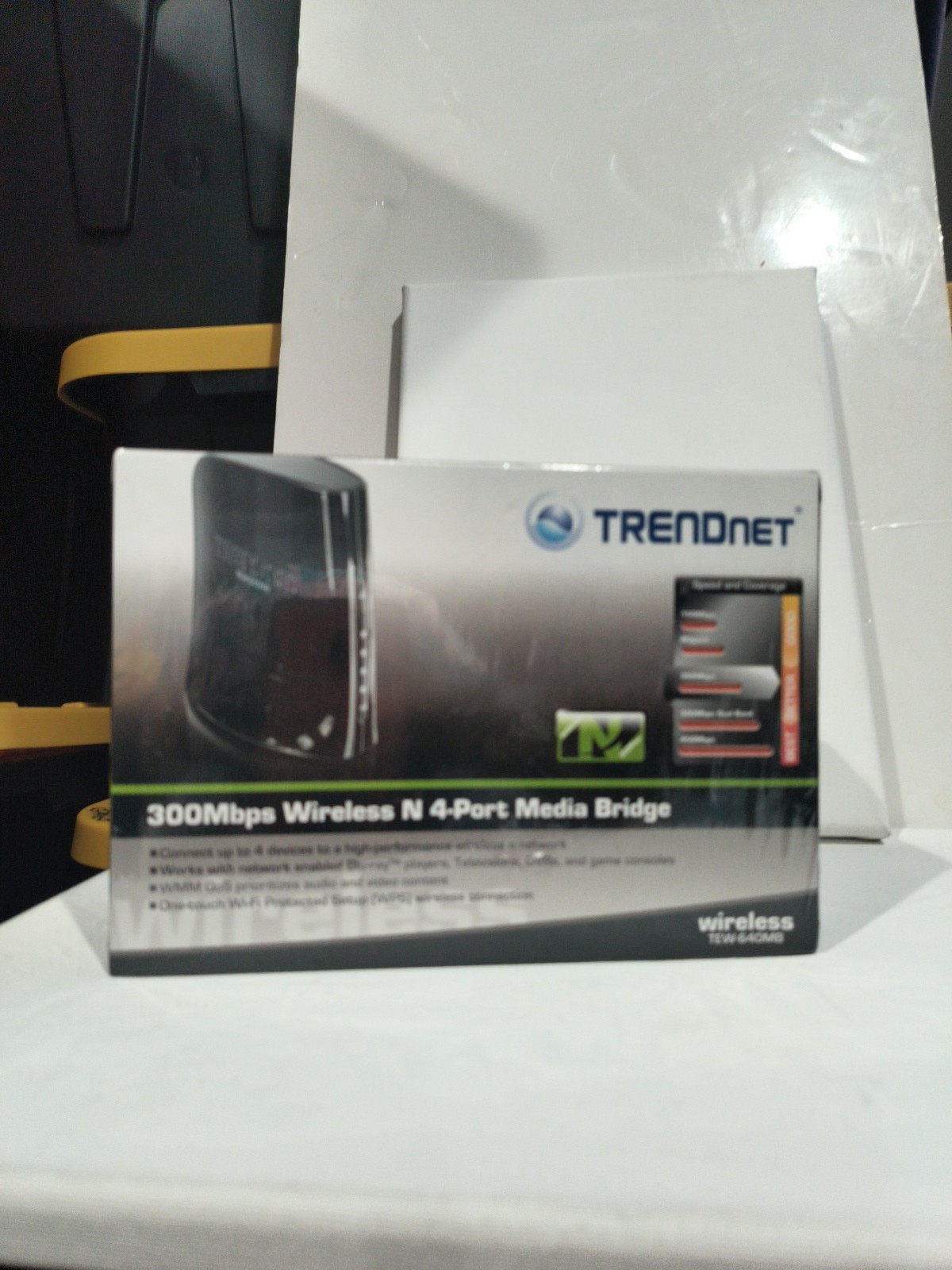 New Wireless Media Bridge TRENDnet N300 4-Port TEW-640MB Sealed