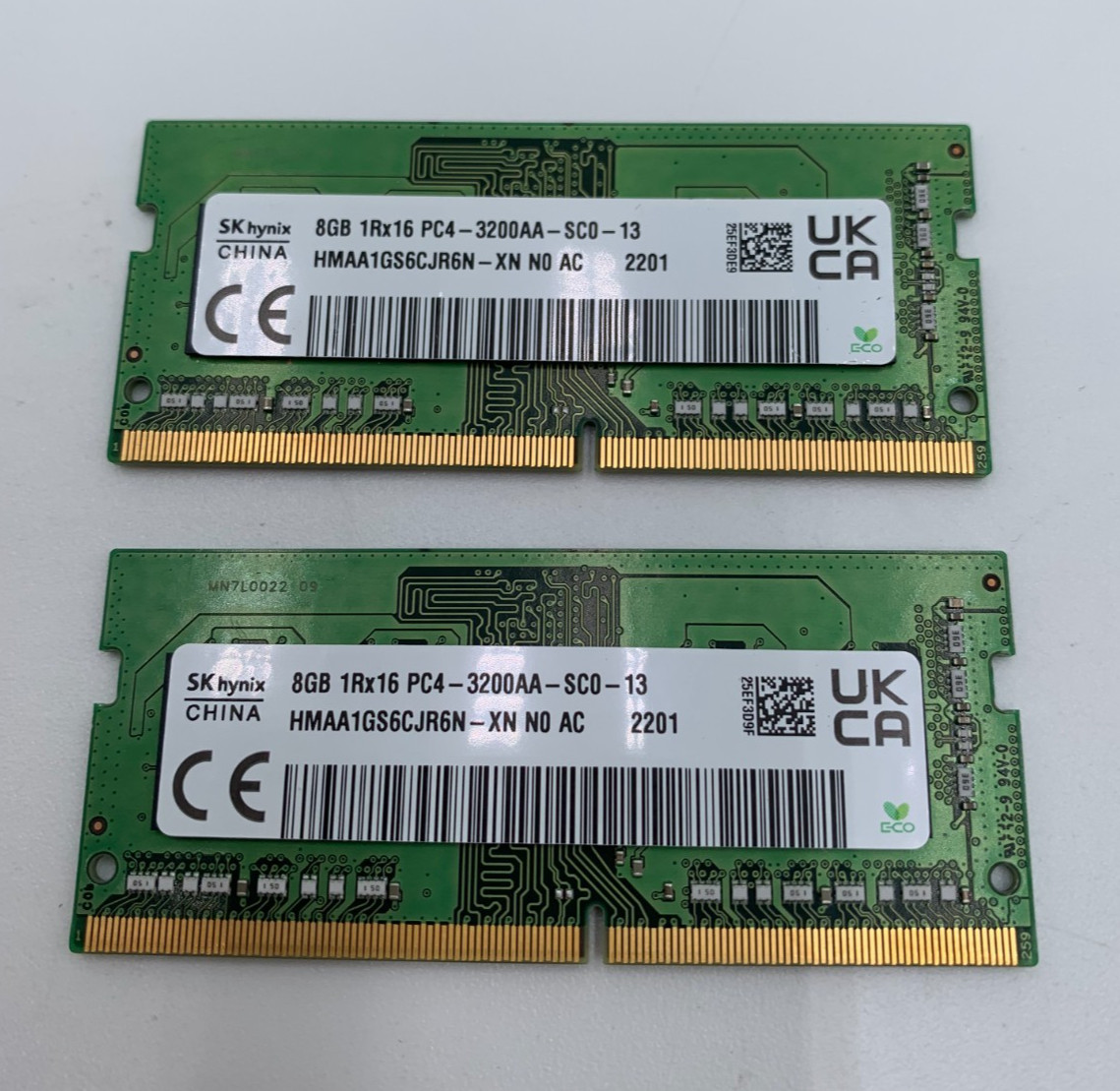 Lot Of 2 SK Hynix DDR4 8GB Each (2 x 8GB = 16GB) PC4 3200MHz RAM Memory Green B