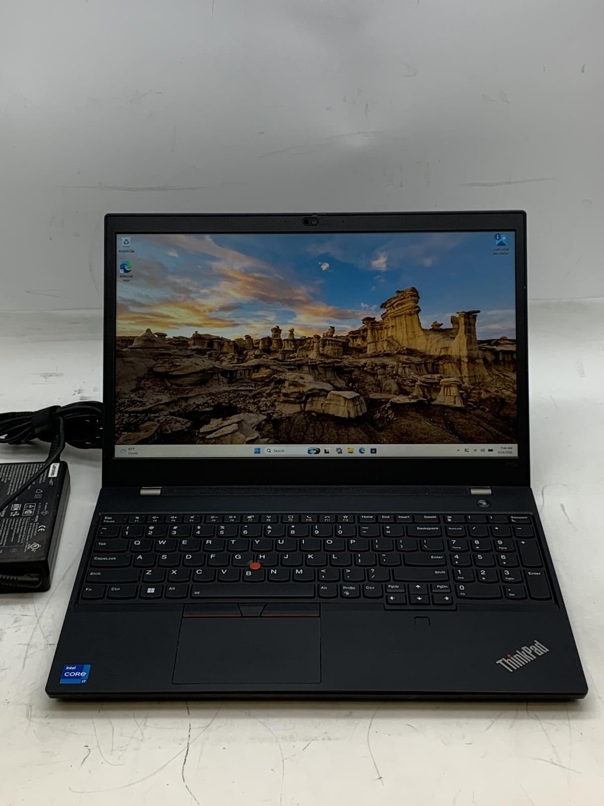 Lenovo P15v Gen 3 12th Gen i7-12700H 16GB DDR5 512GB NVMe SSD W11P *READ