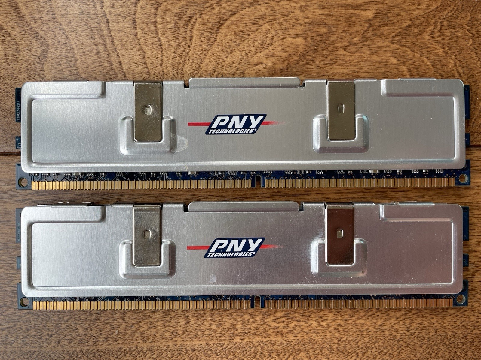 PNY PC2-5300 2 GB (2 x 1GB) DIMM 667 MHz DDR2 Desktop Memory