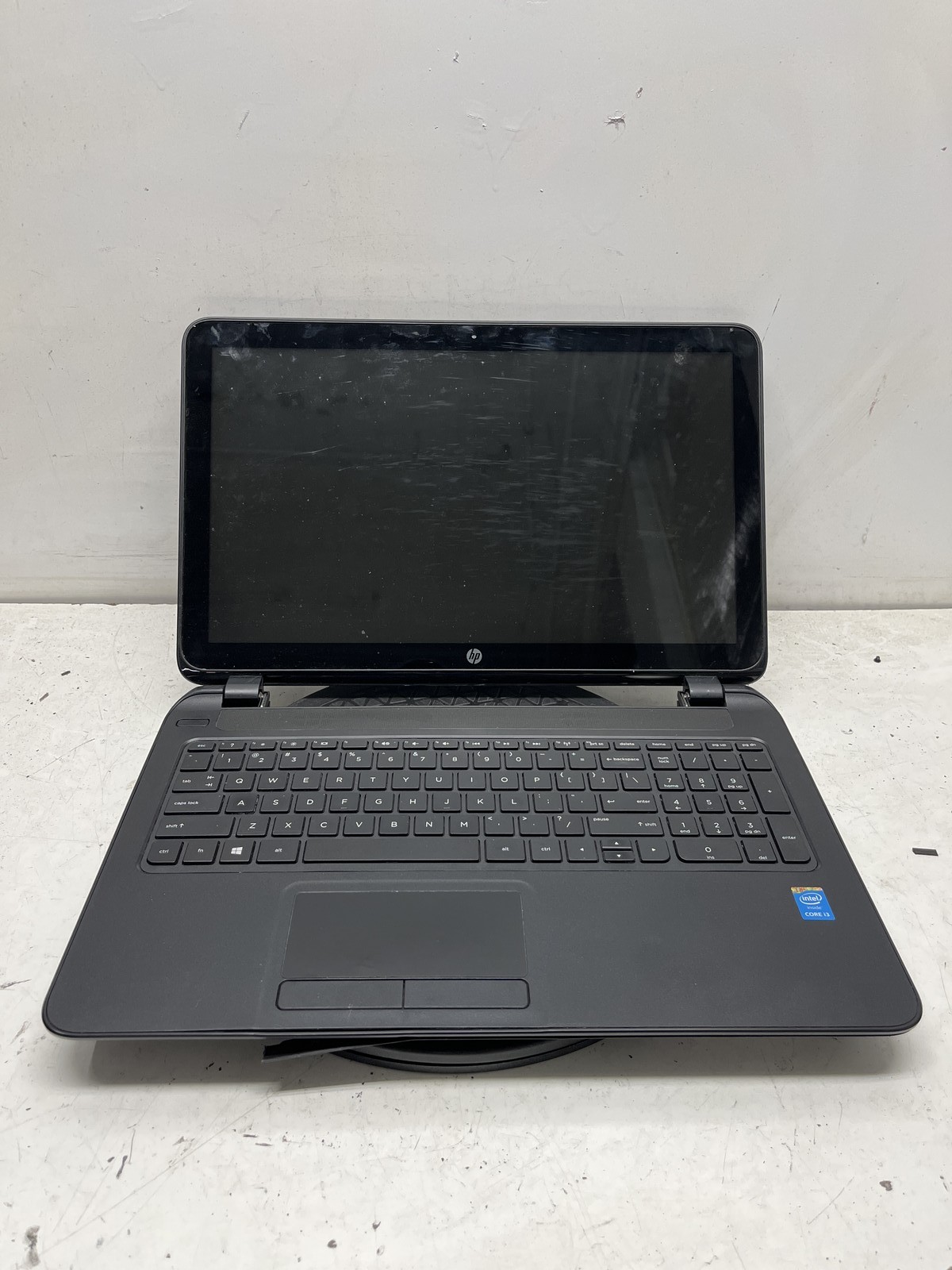 HP 15-f010dx Intel Core i3 4th Gen. NO HDD/RAM - For Parts/Repair