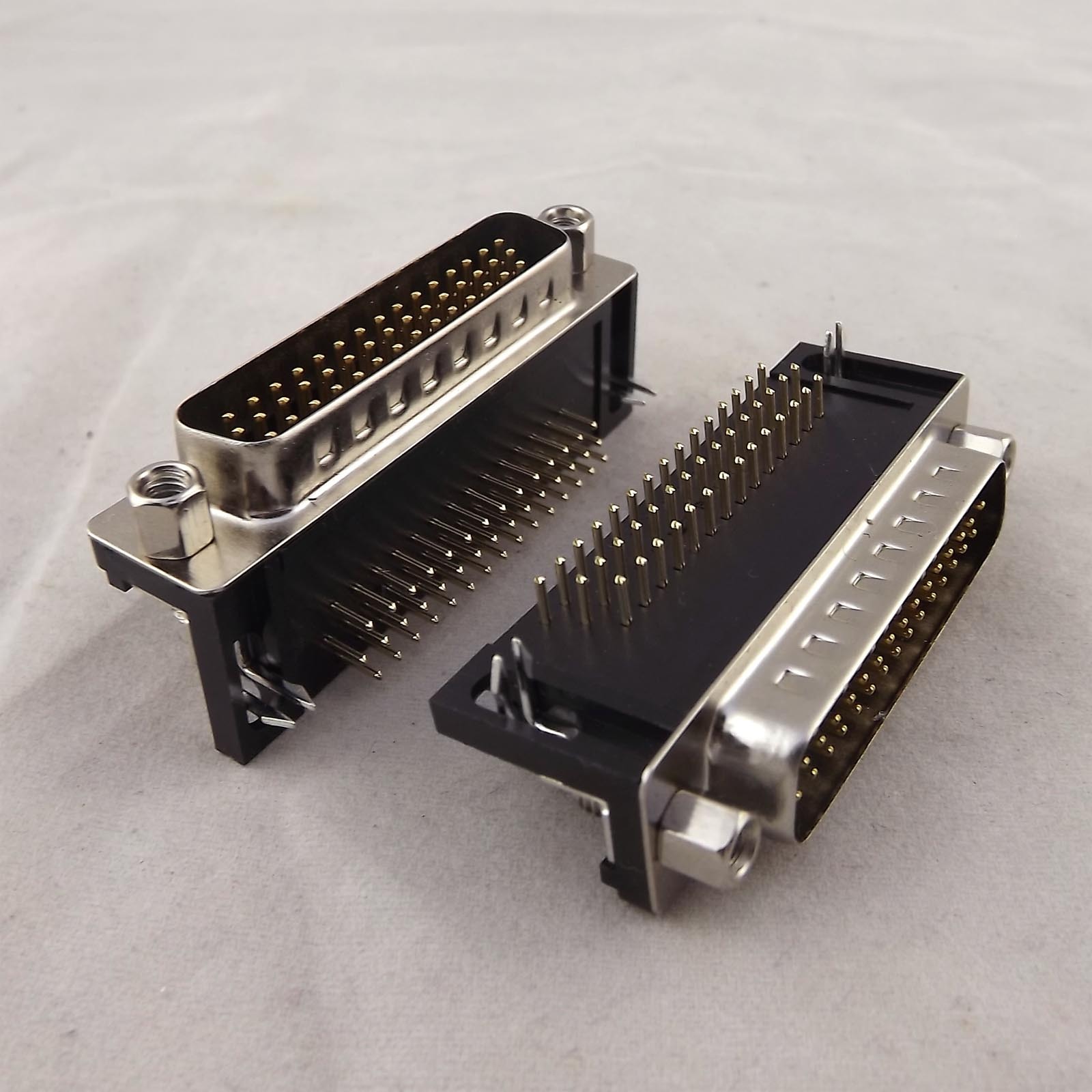 10x D-SUB DB44 44 Pin 3 Rows Male Right Angle PCB Solder Cable Adapter Connector