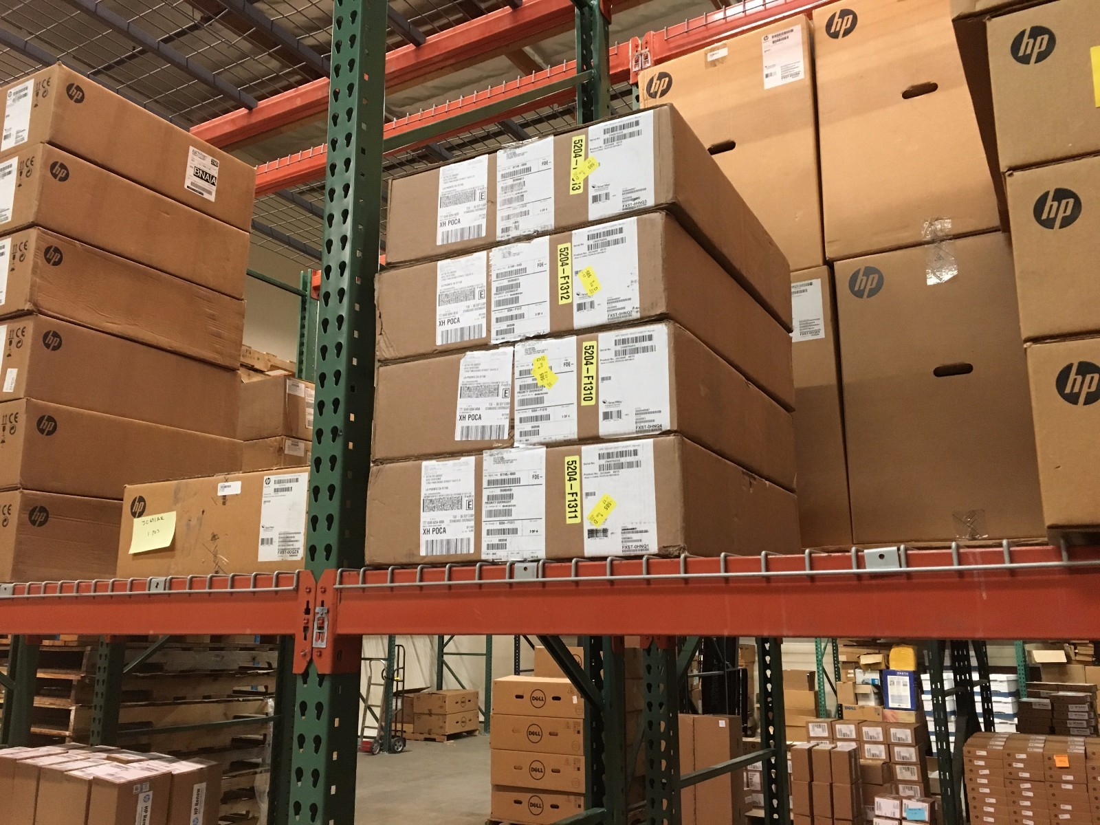 JG336A HPE FlexFabric FF 5900AF-48XGT-4QSFP+ SWITCH HPE RENEW Factory Sealed F/S