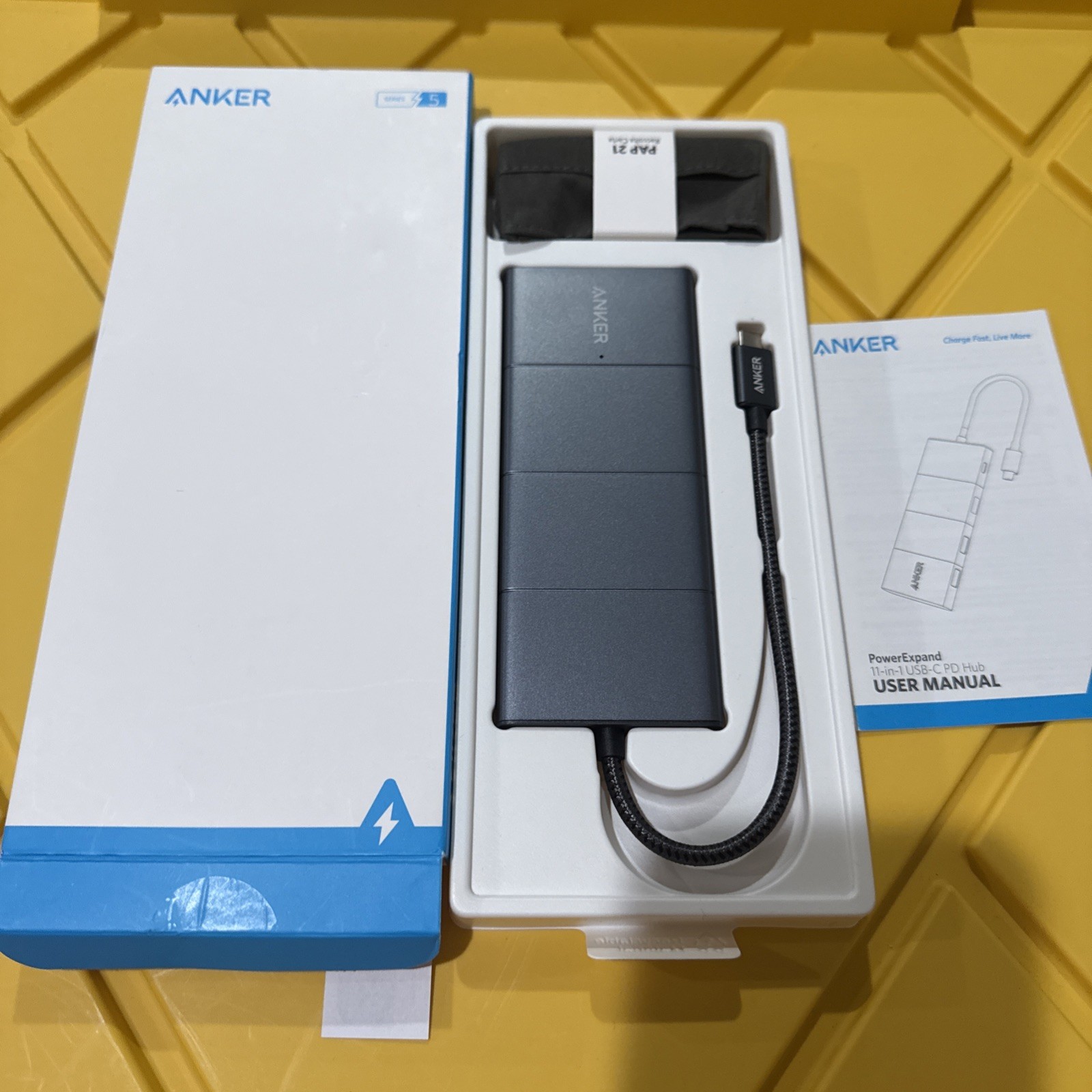 Anker PowerExpand 11-in-1 USB-C PD Hub A8385 100W PD 4K 60Hz HDMI SD Card Reader