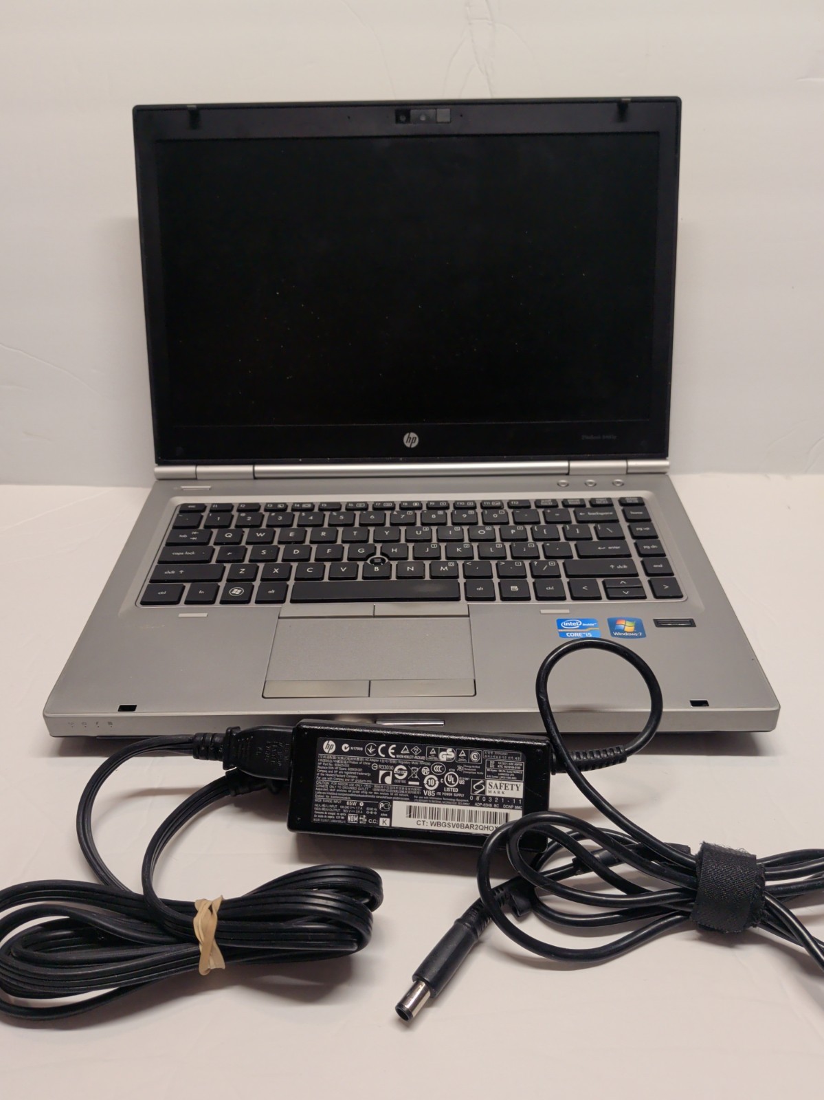 HP EliteBook 8460p Core i5-2410M 2.30GHz No RAM 14.0" No Battery No HDD No OS