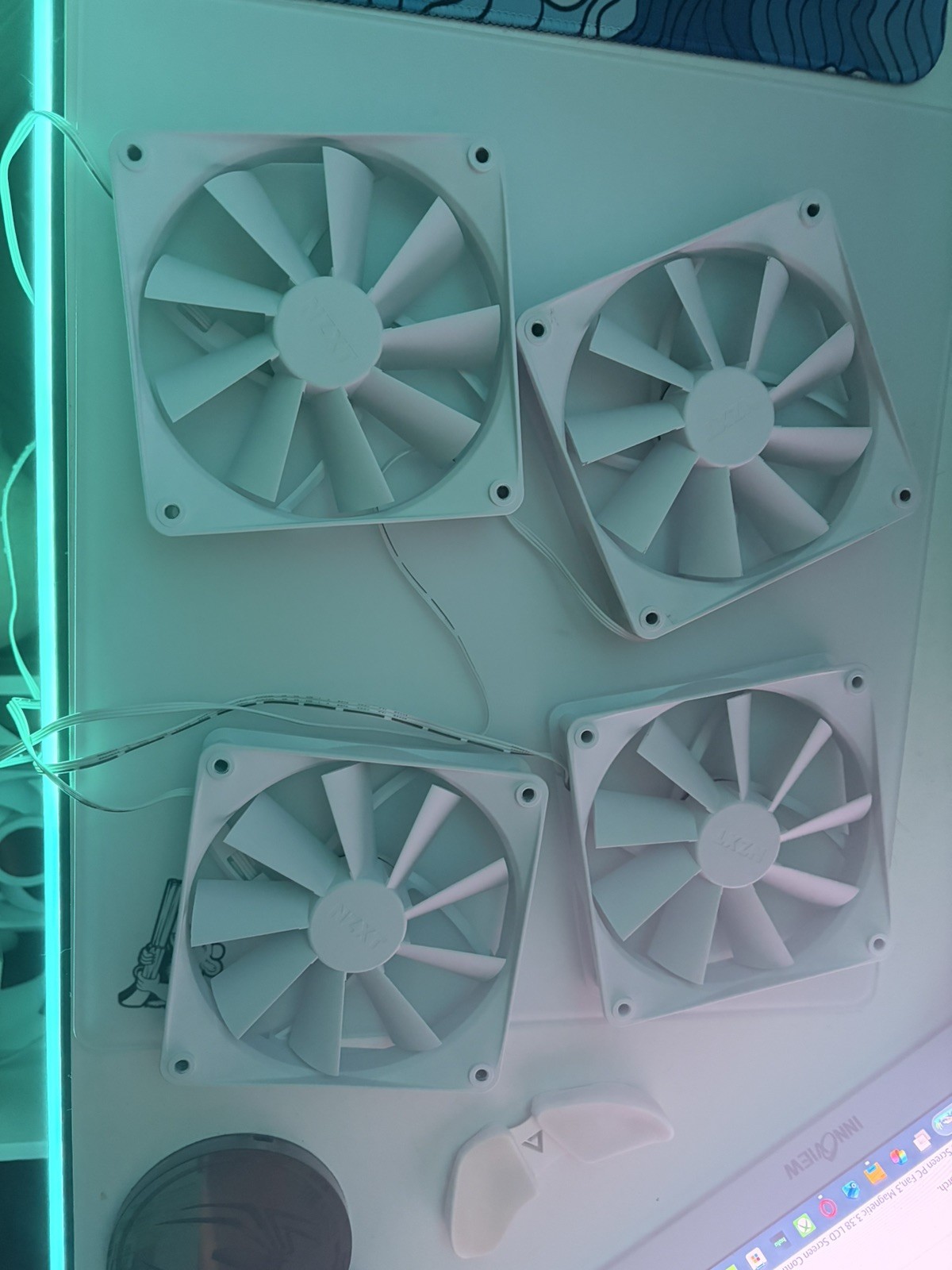 NZXT 120mm Case Fan White RF-Q12CR-W1 3-Pin Non PWM, Non RGB 4 fans in one