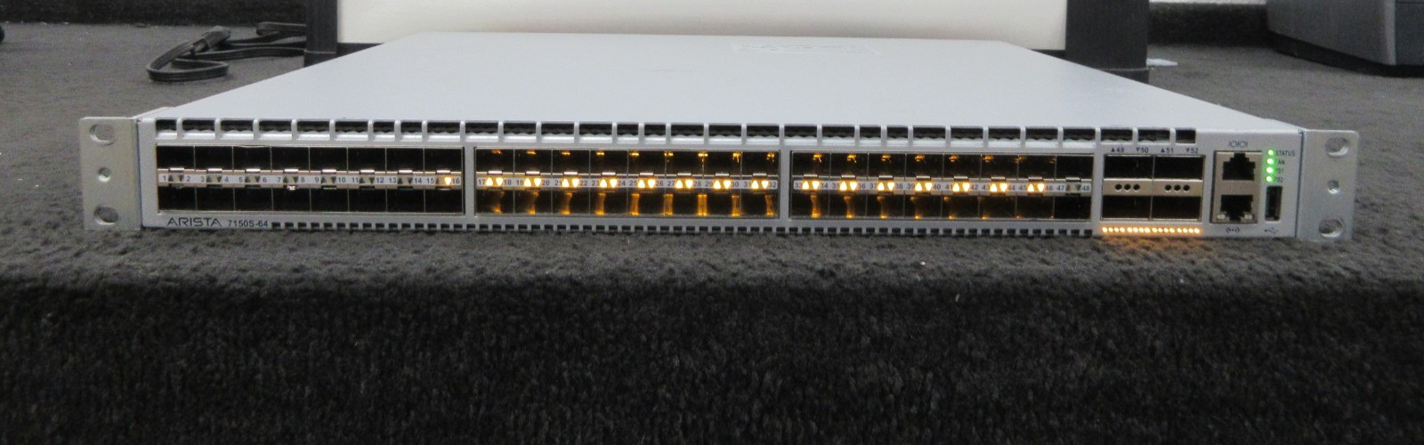 Arista 48-Port 10GbE SFP+ 4x40GbE Network Switch  DCS-7150S-64