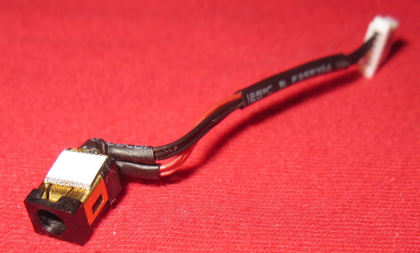 DC JACK w/ CABLE SAMSUNG 900X4C-A01US NP900X4C-A01US 900X4B-A01 NP900X4B-A01 