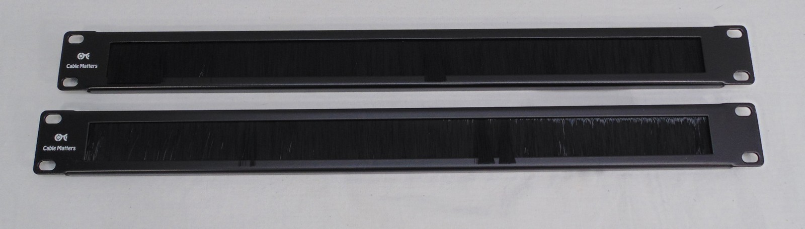 New Cable Matters 2-Pack Rackmount or Wall Mount 1U 19” Brush Panel Black