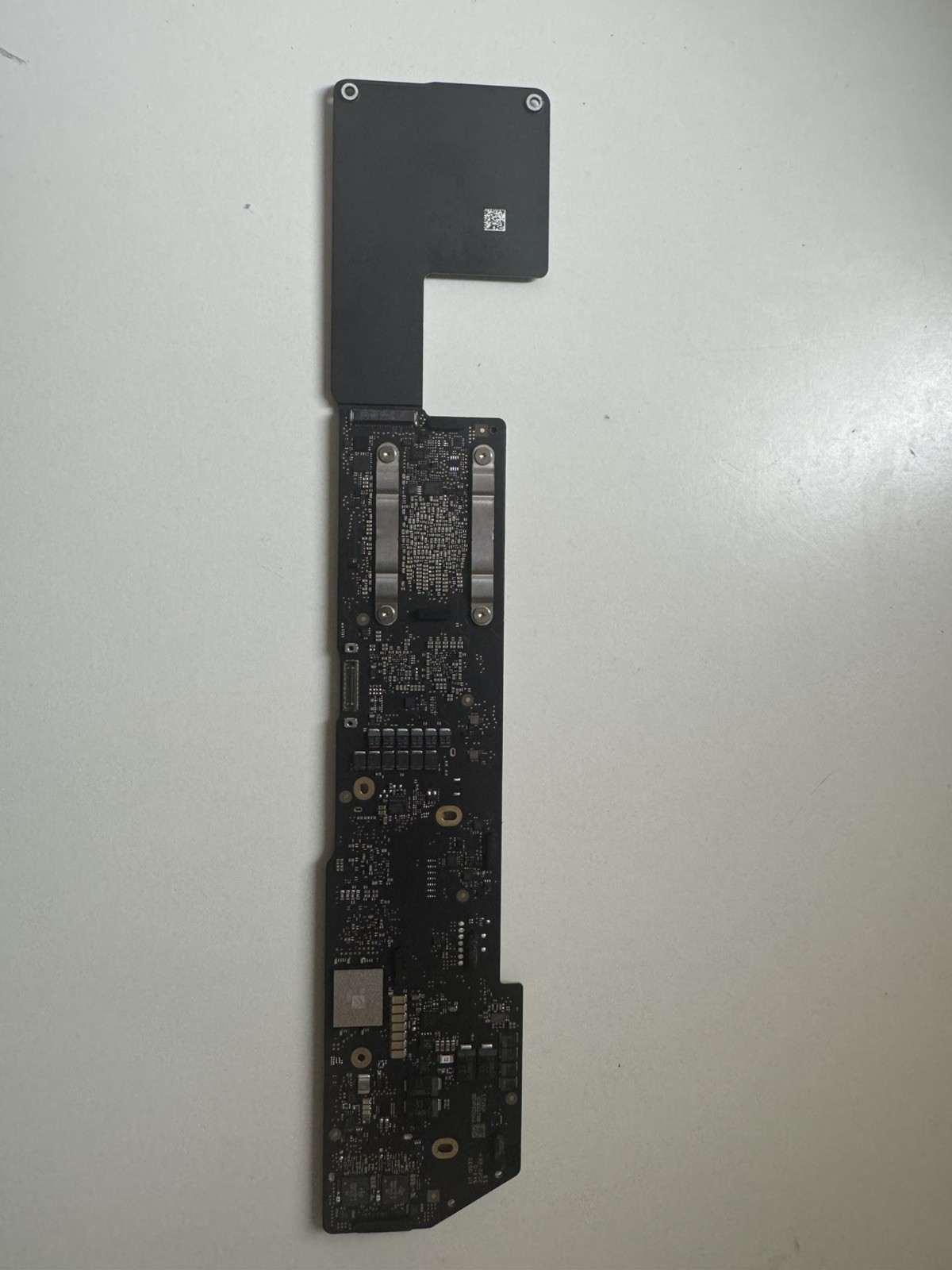 OEM A2337 Logic Board MacBook Air 13 inch M1 8/7 Cores 8GB / 128GB AS-IS